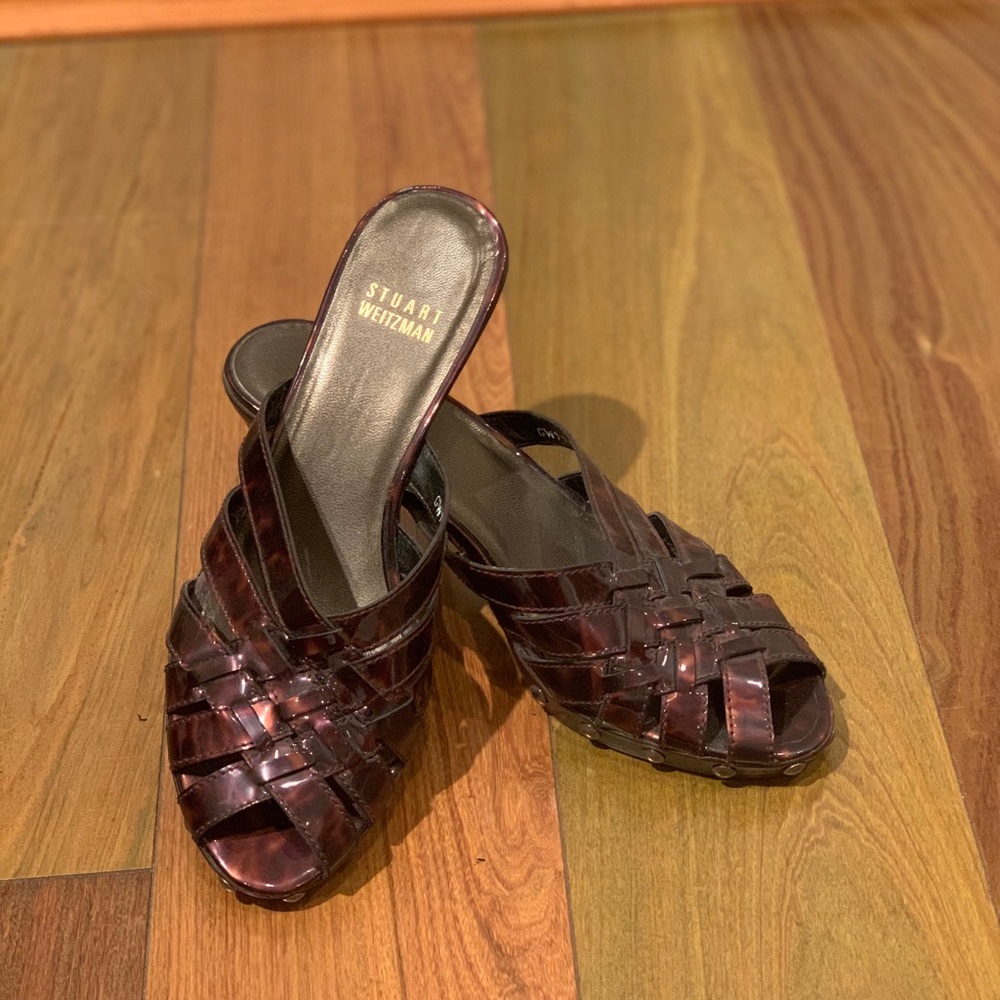 Stuart Weitzman Size 6.5 Peep Toe Pump